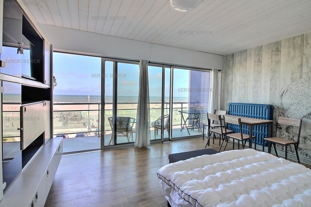 /picture/helios/116260001/APOLLO 211/0_2025-11-30CET00h00-12.jpg